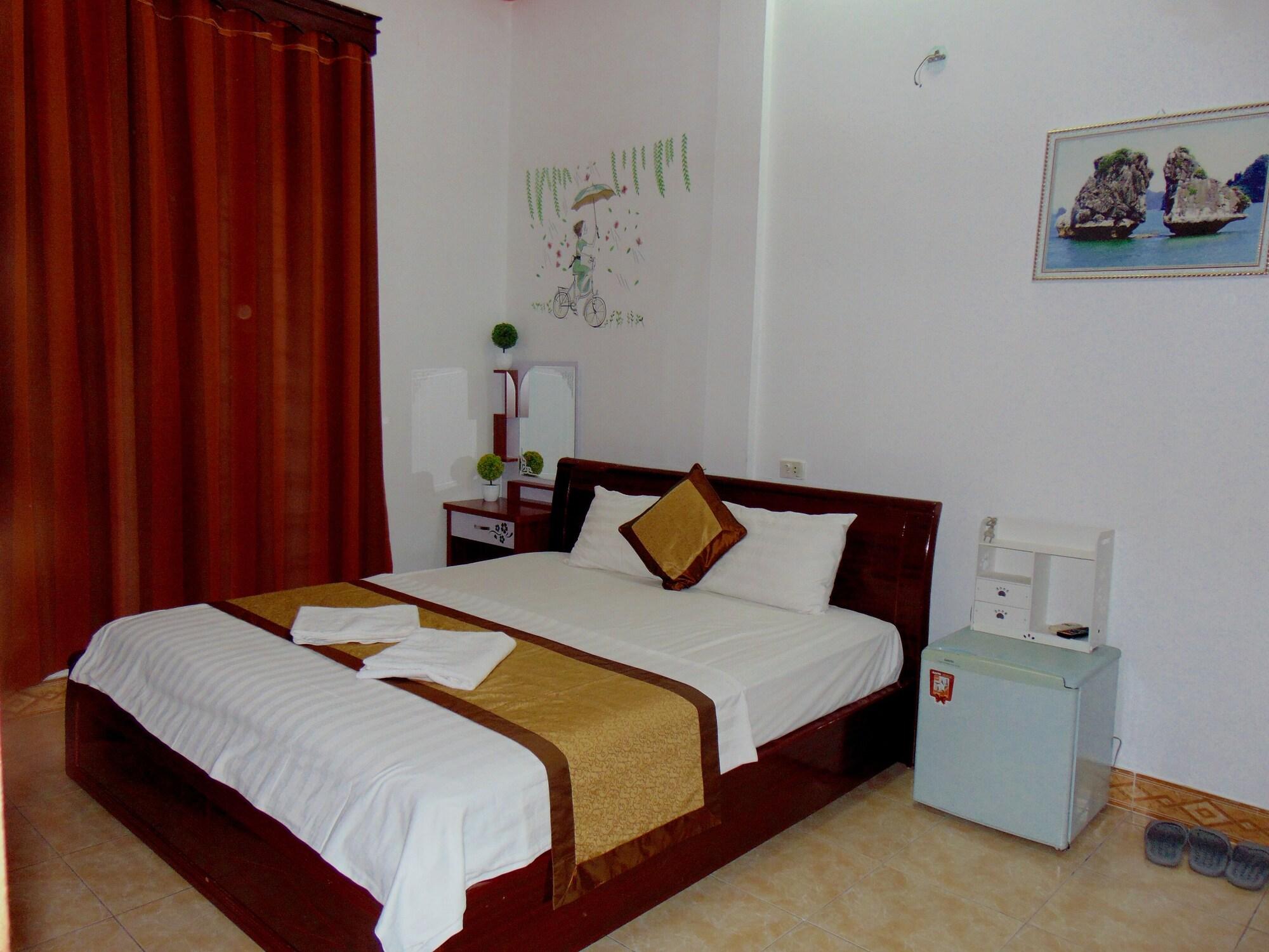 Alex Ha Long Hotel Екстериор снимка