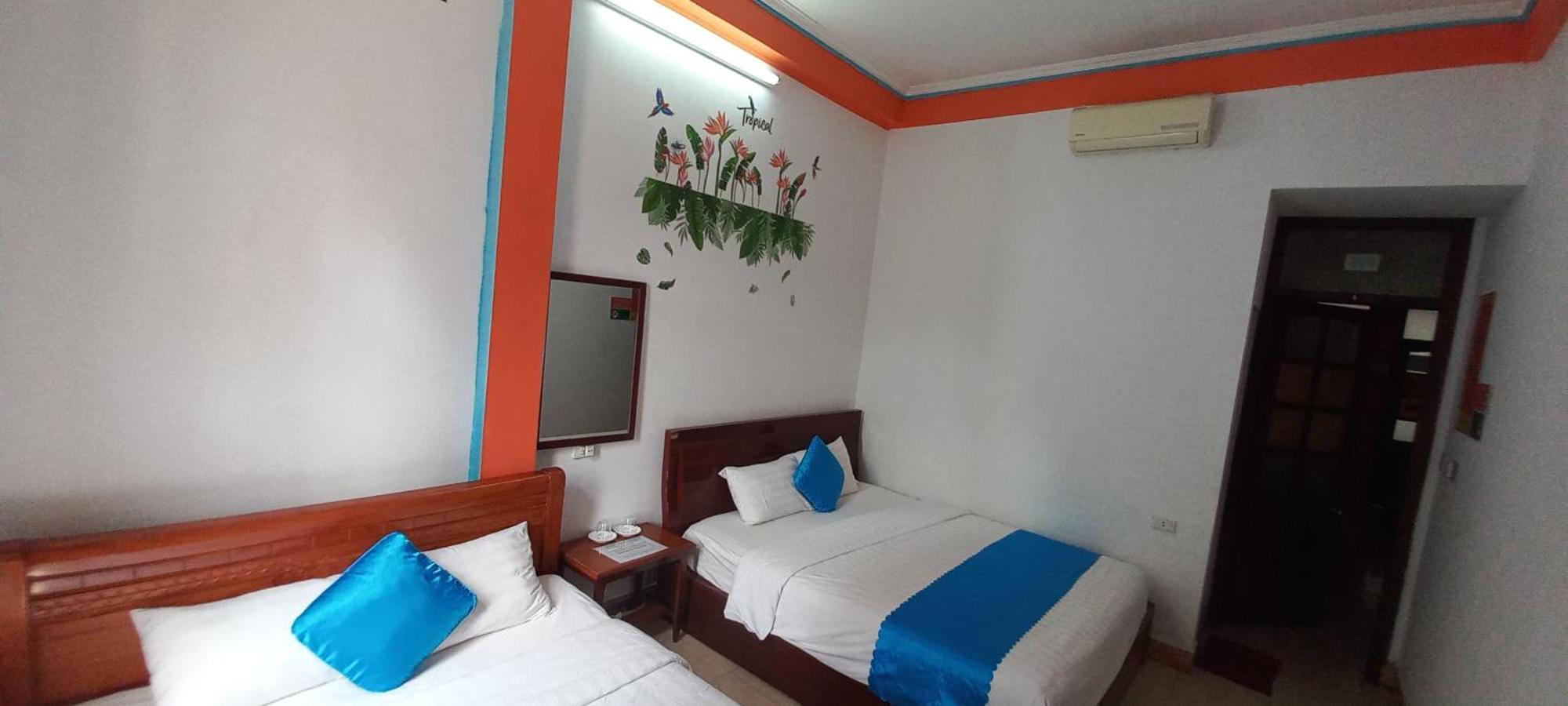 Alex Ha Long Hotel Екстериор снимка