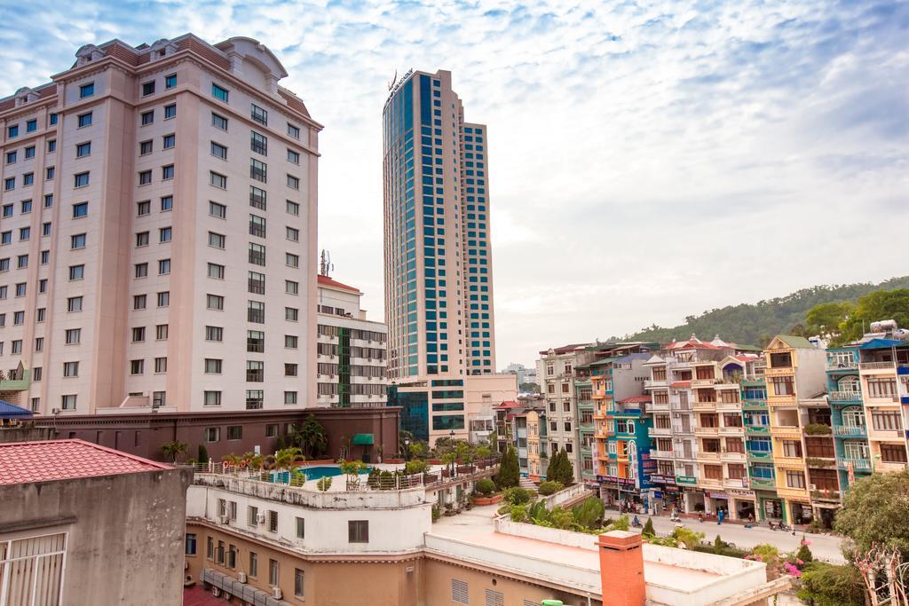 Alex Ha Long Hotel Екстериор снимка