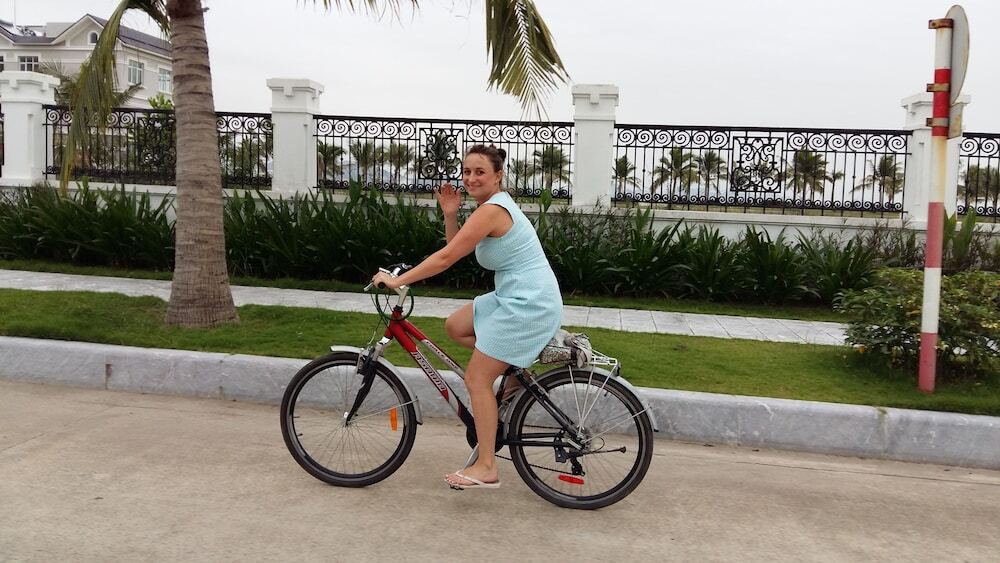 Alex Ha Long Hotel Екстериор снимка